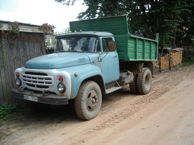 ZIL-MMZ 4502