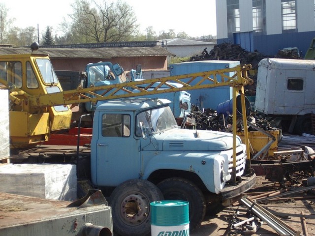 ZIL 130 KC-2561