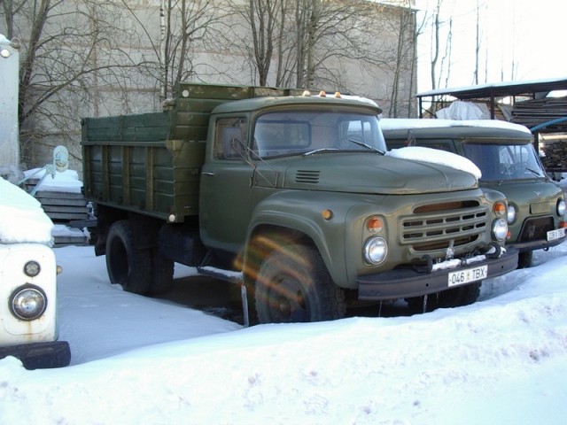 ZIL-MMZ 4502