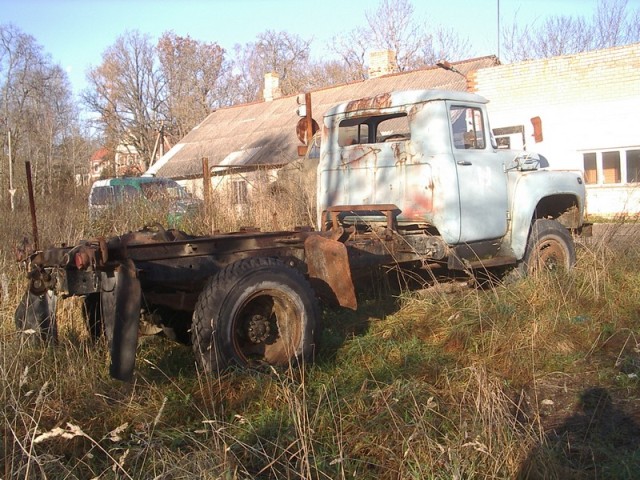 ZIL 130